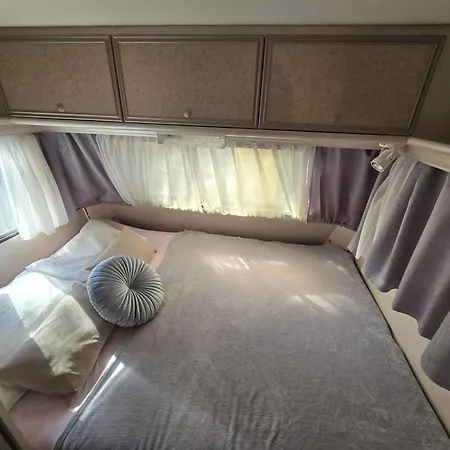 בית הארחה Caravan Near The Sea 2